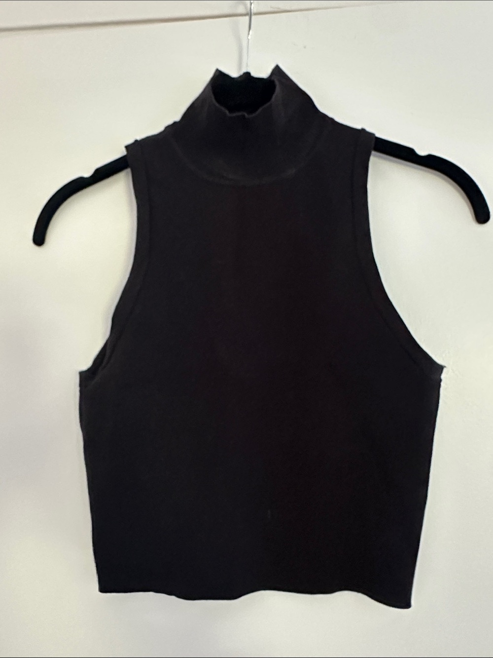 Zara High Neck Sleeveless Black Cropped Shirt | Size Small
